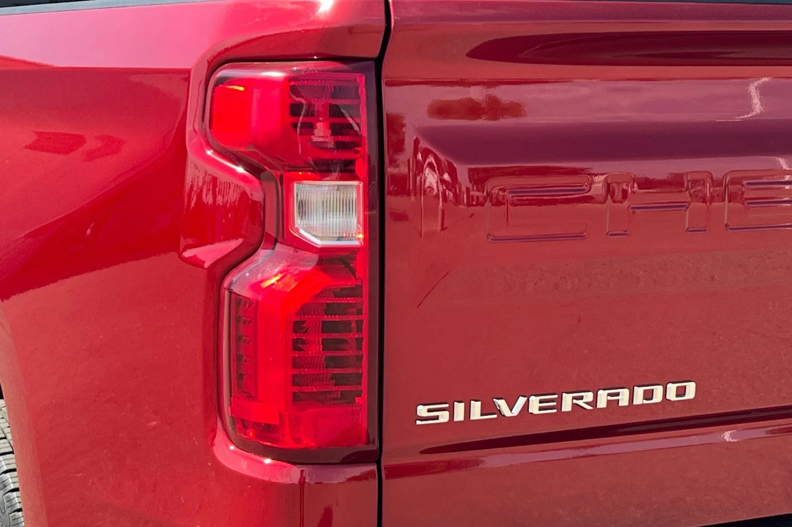 Used 2023 Red Chevrolet LT image 26