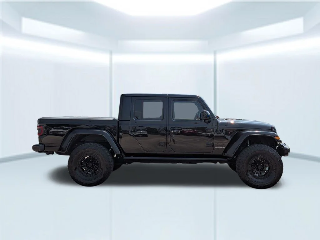 Used 2021 Black Jeep Overland image 7