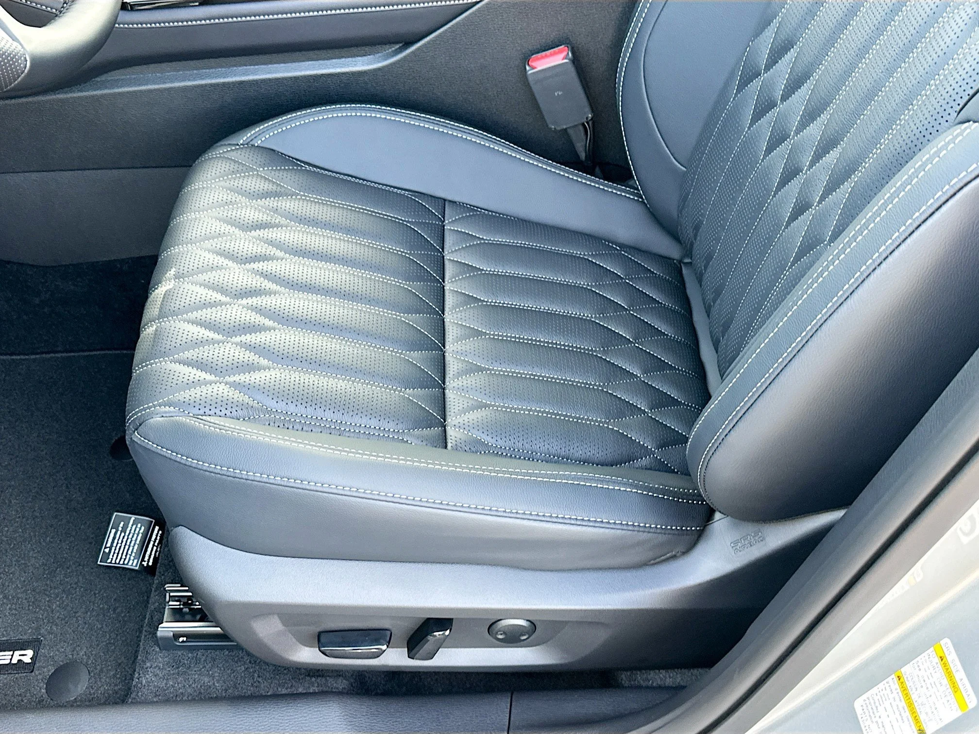 2026 Mitsubishi Outlander SEL - Photo 14