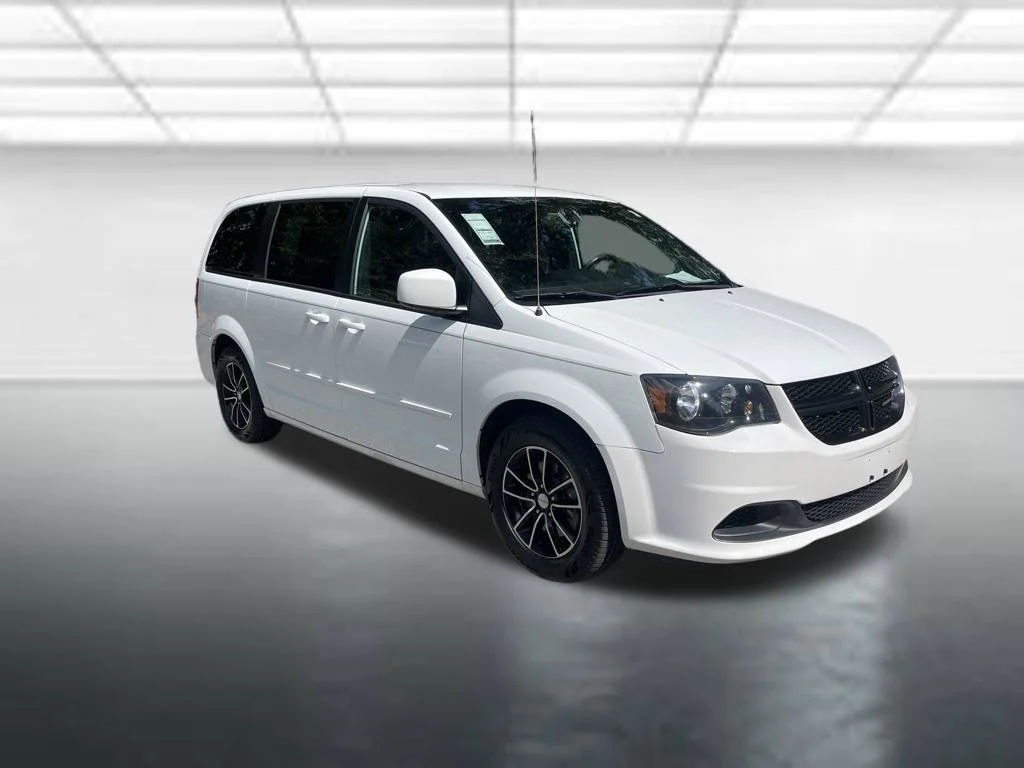 Used 2017 White Dodge SE Plus image 7