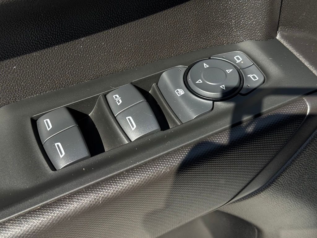 Used 2024 White Chevrolet Custom Trail Boss image 28