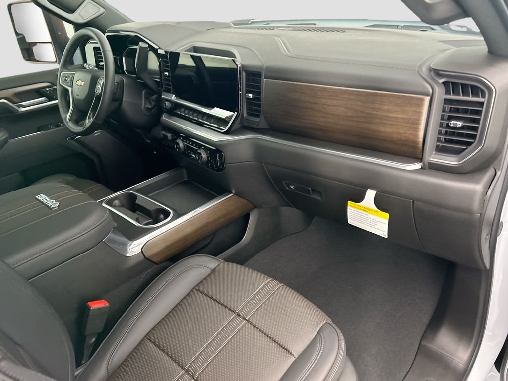 Used 2026 Polar White Chevrolet High Country image 16