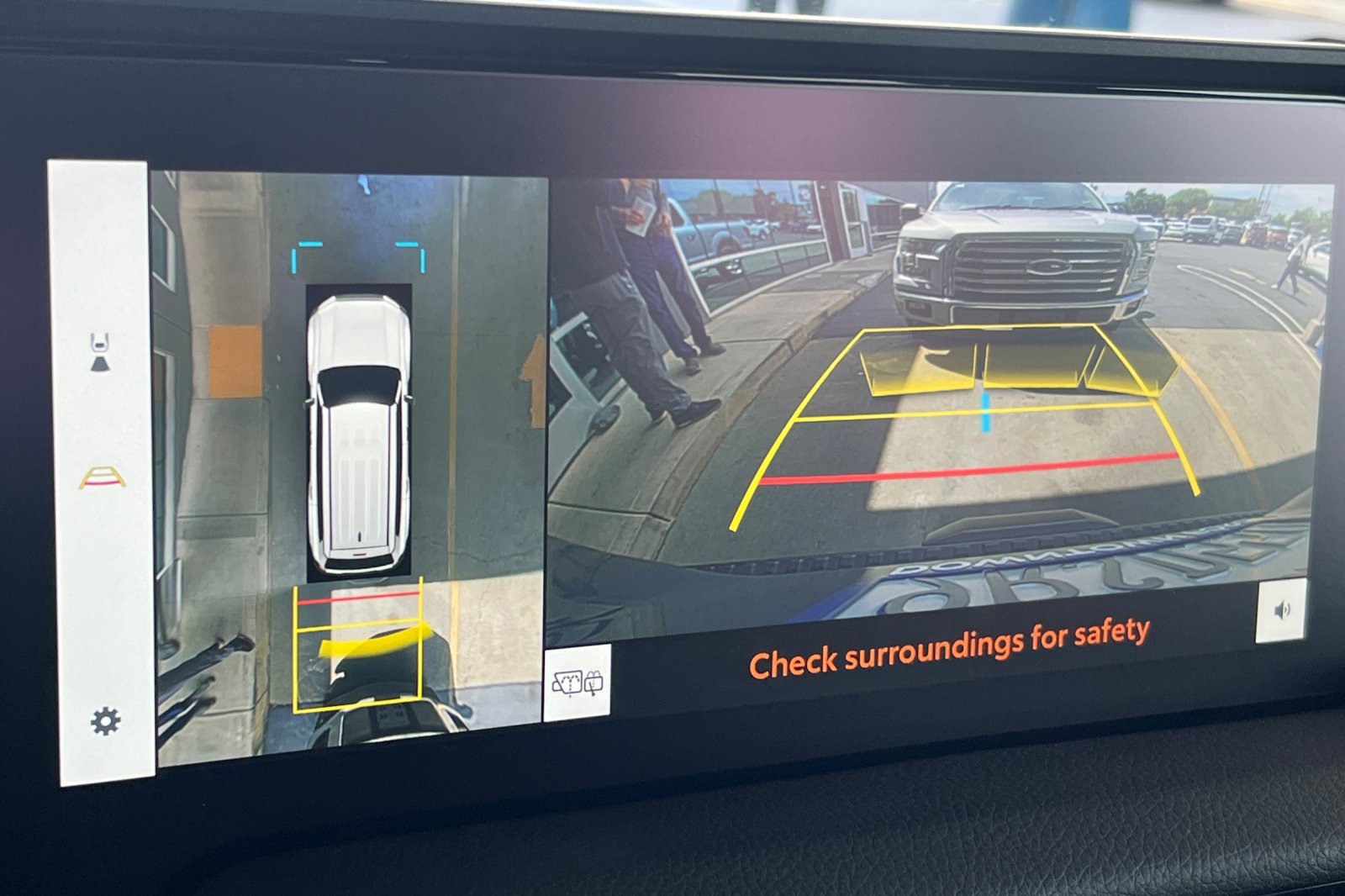 Used 2024 UNDERGROUND Toyota Base image 23