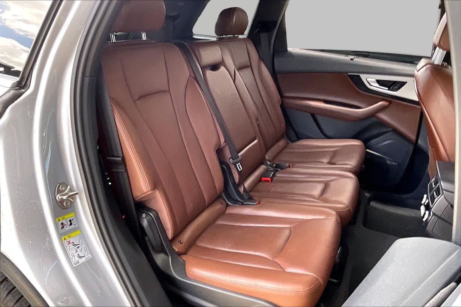 Used 2018 Florett Silver Metallic Audi Premium Plus image 20