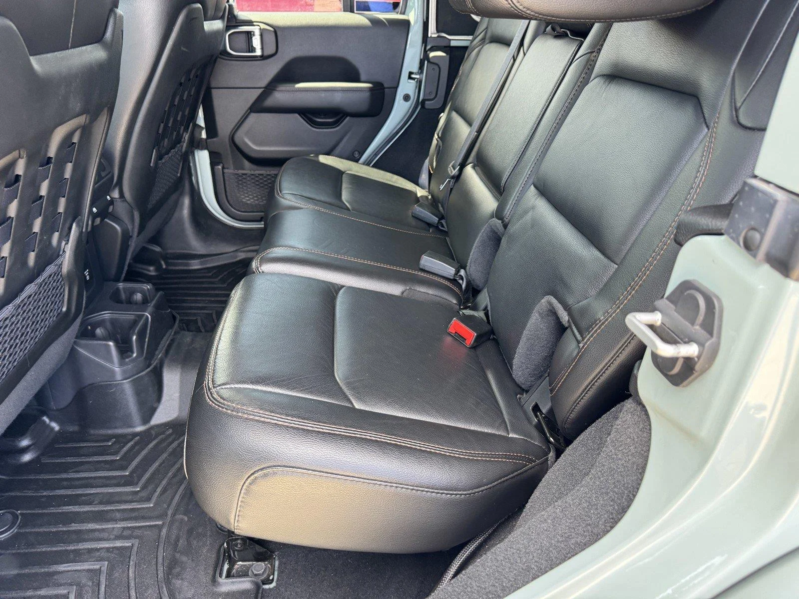 Certified Used 2023 Earl Clearcoat Jeep Rubicon 392 image 35