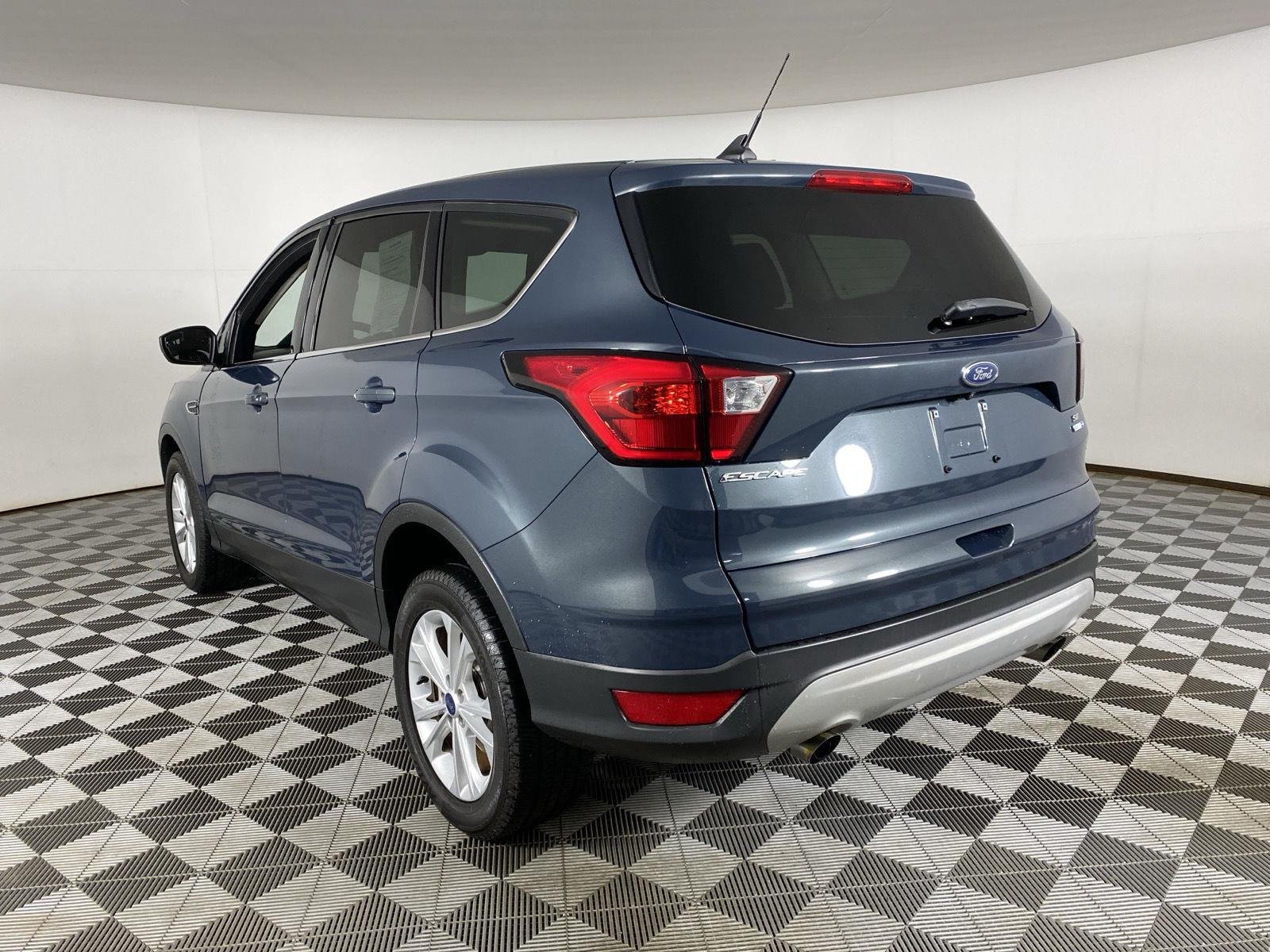Used 2019 Baltic Sea Green Ford SE image 5
