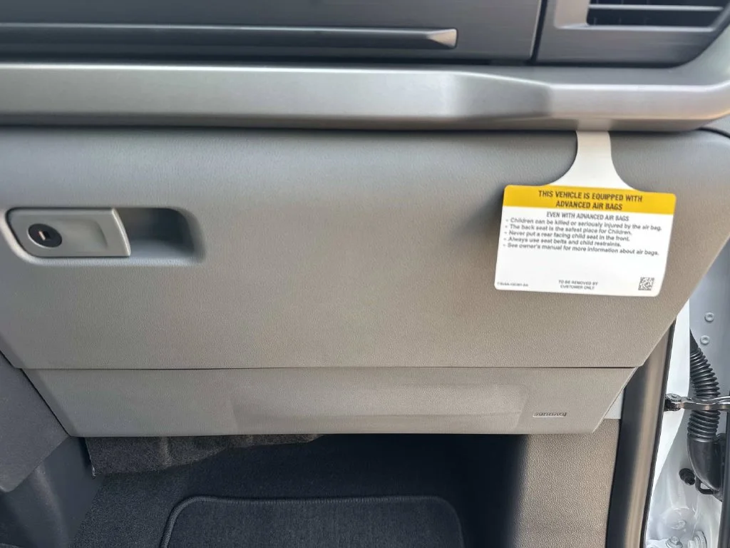 New 2026 Oxford White Ford XLT image 27
