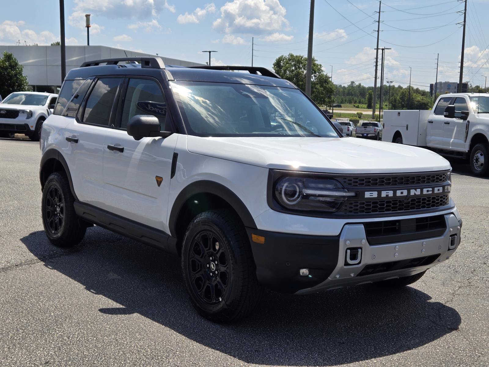 New 2026 OXFORD WHITE FORD Badlands image 6