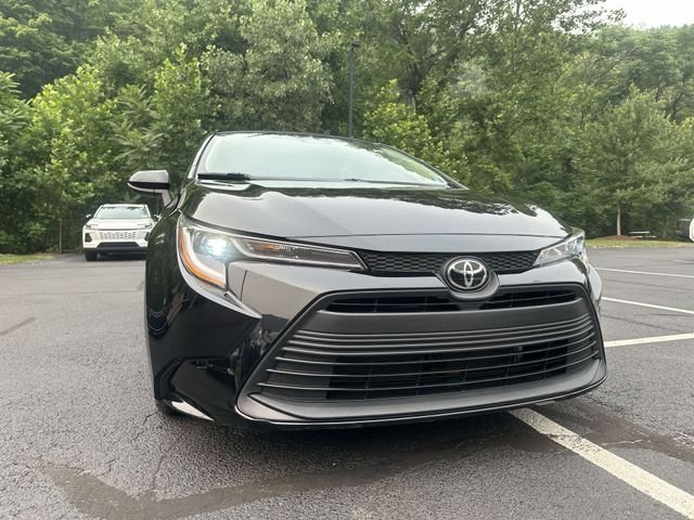 Used 2023 Black Toyota LE image 11