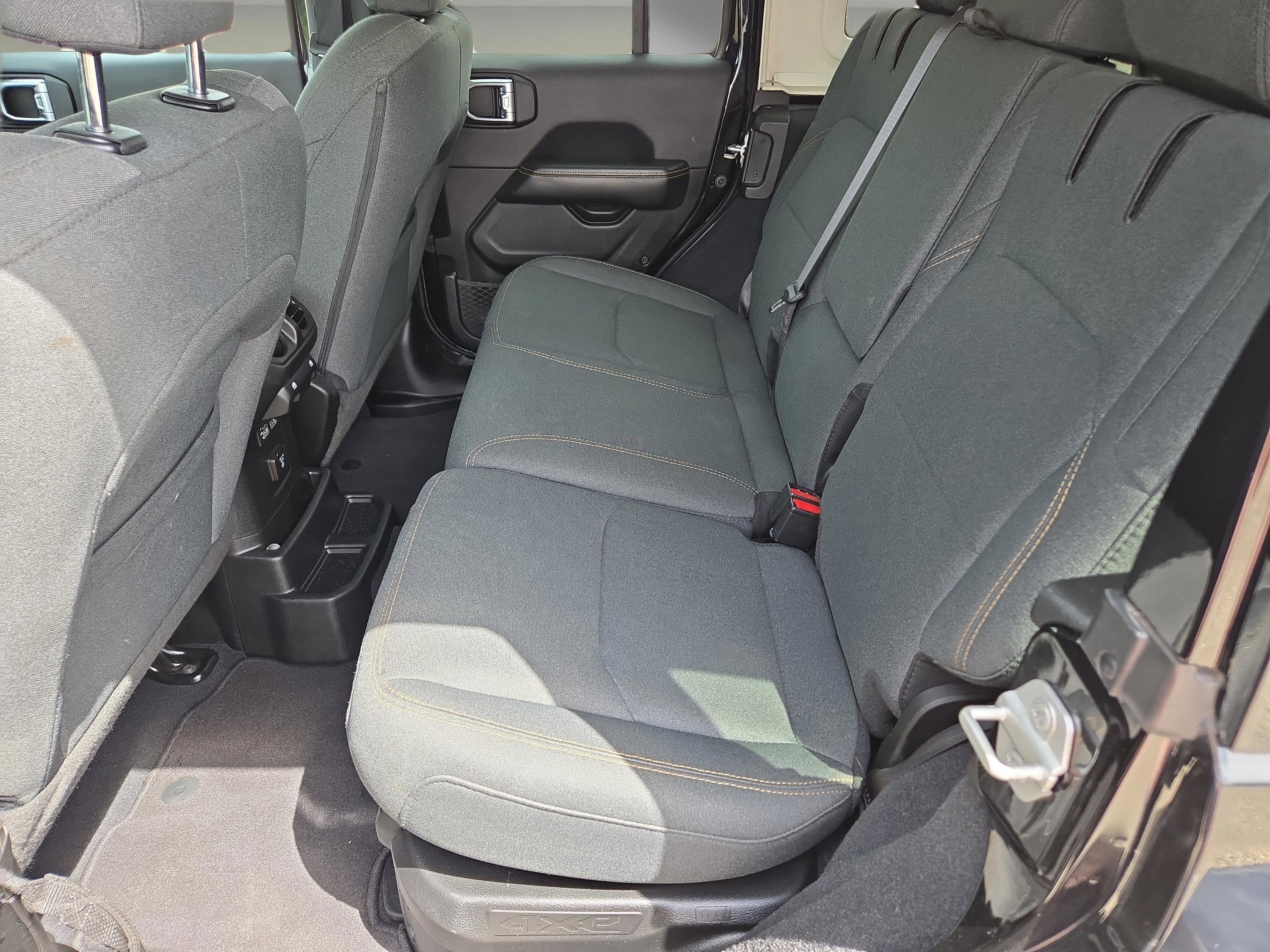 Certified Used 2024 Black Clearcoat Jeep Sahara image 17