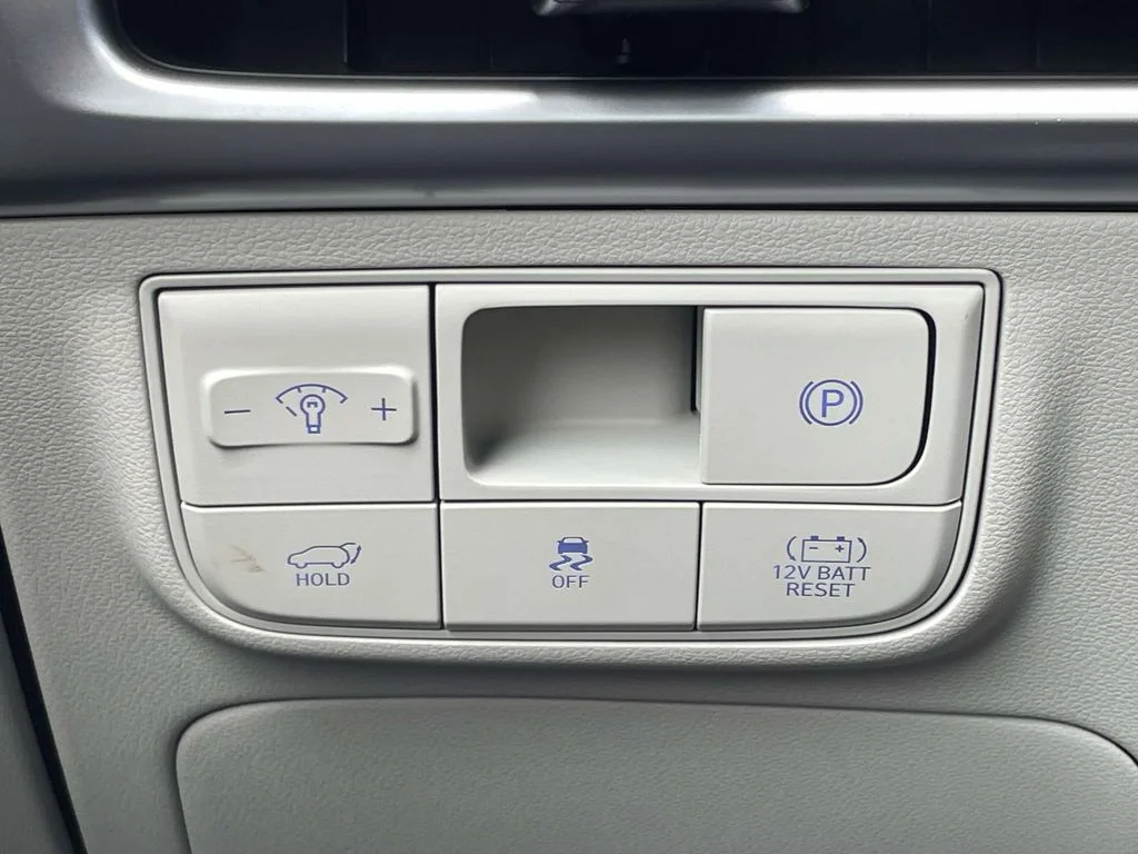 New 2026 White Hyundai Limited image 21