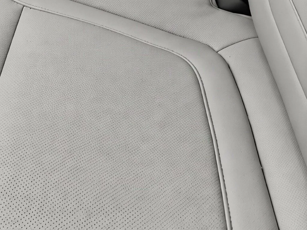 Used 2024 White Hyundai SEL image 18