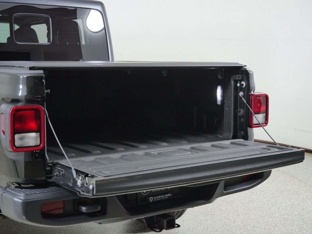 Used 2021 Black Jeep Willys image 25