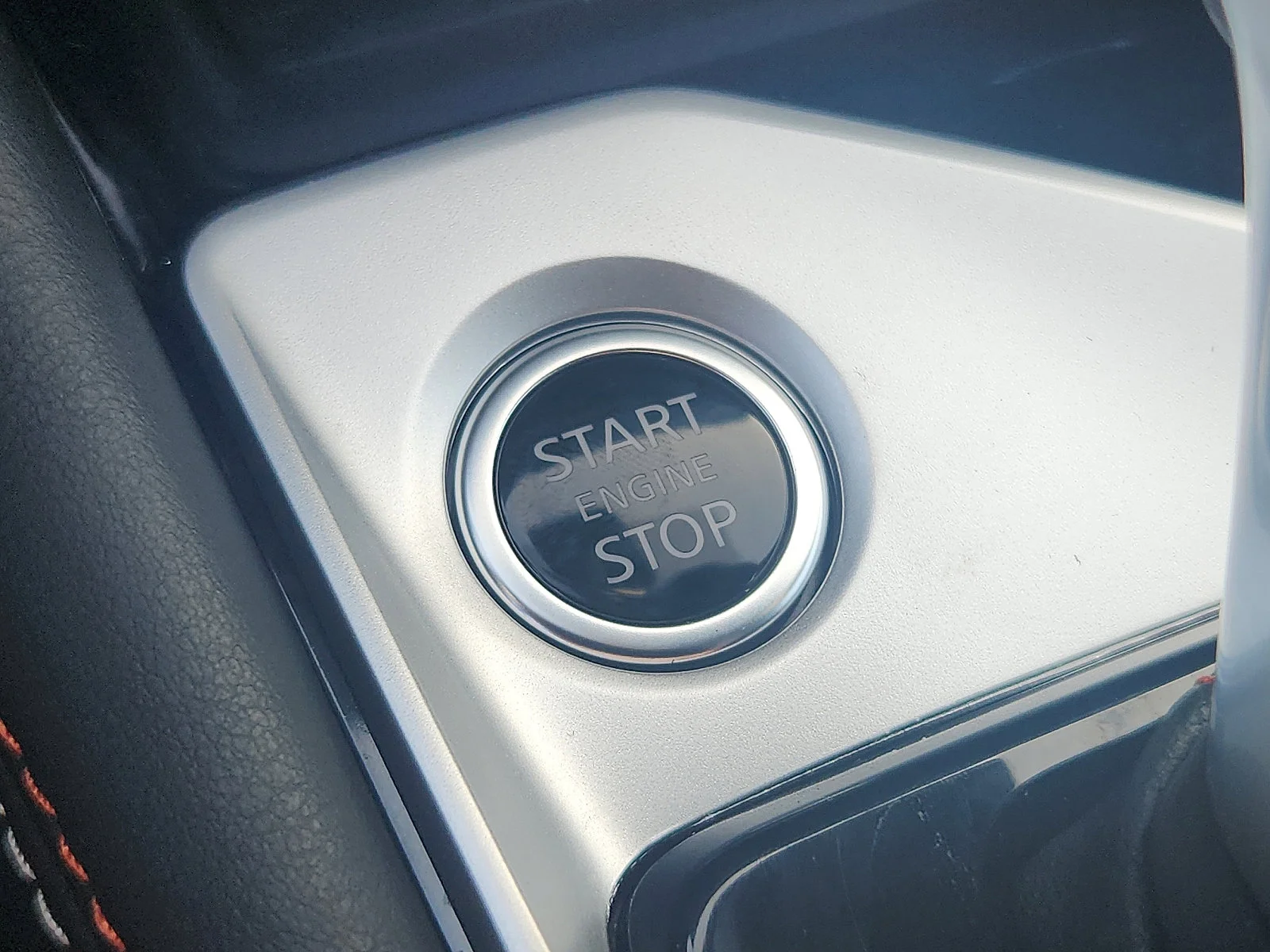 2025 Nissan Altima SR - Photo 16
