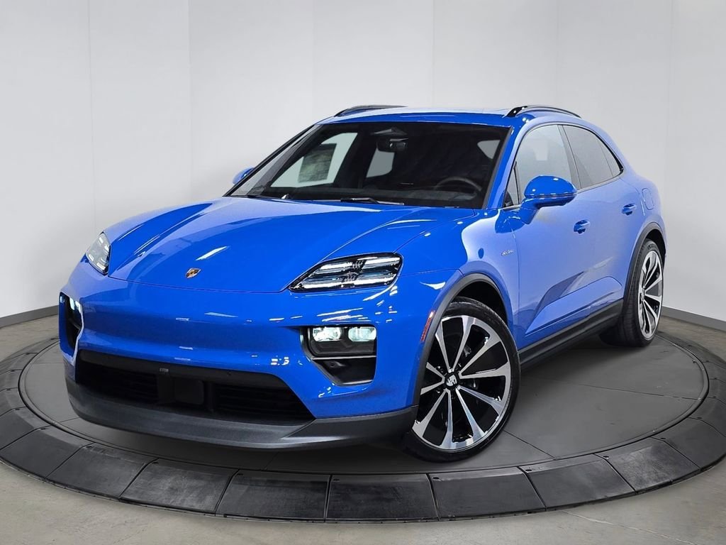2026 Porsche Macan Base