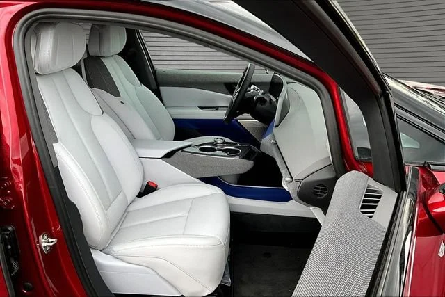 2026 Cadillac OPTIQ Sport - Photo 11