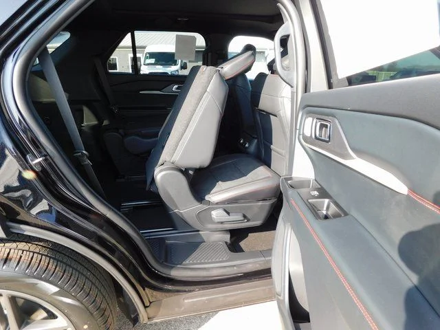 New 2026 Agate Black Metallic Ford ST image 79
