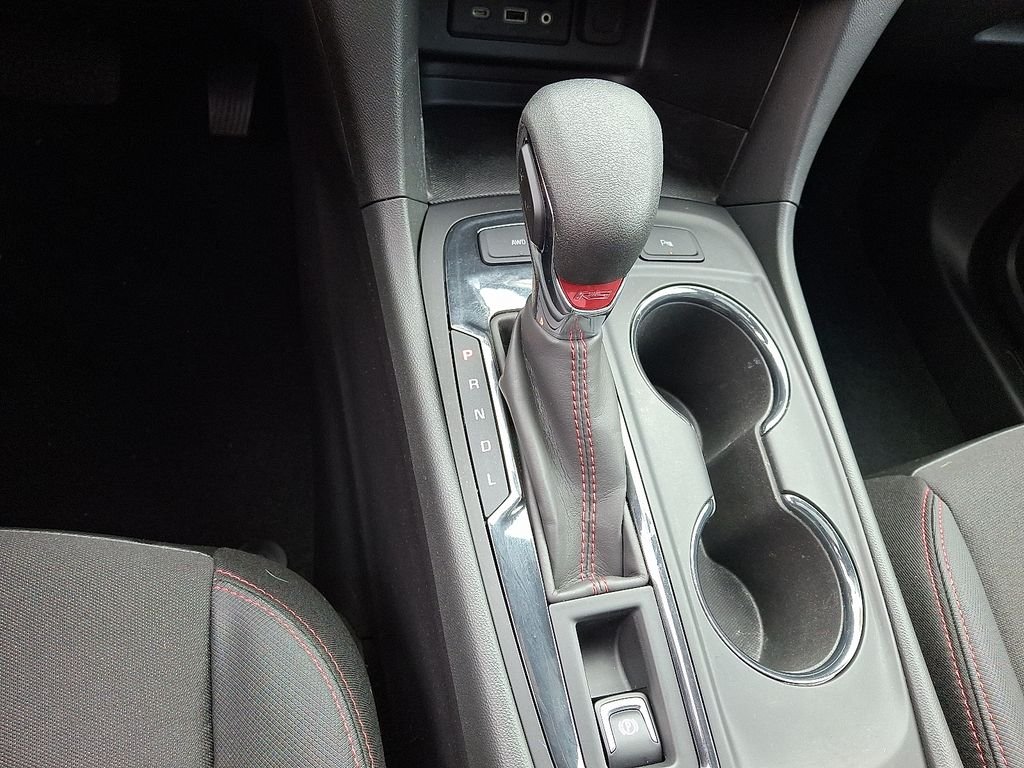 Used 2023 Red Chevrolet RS image 17