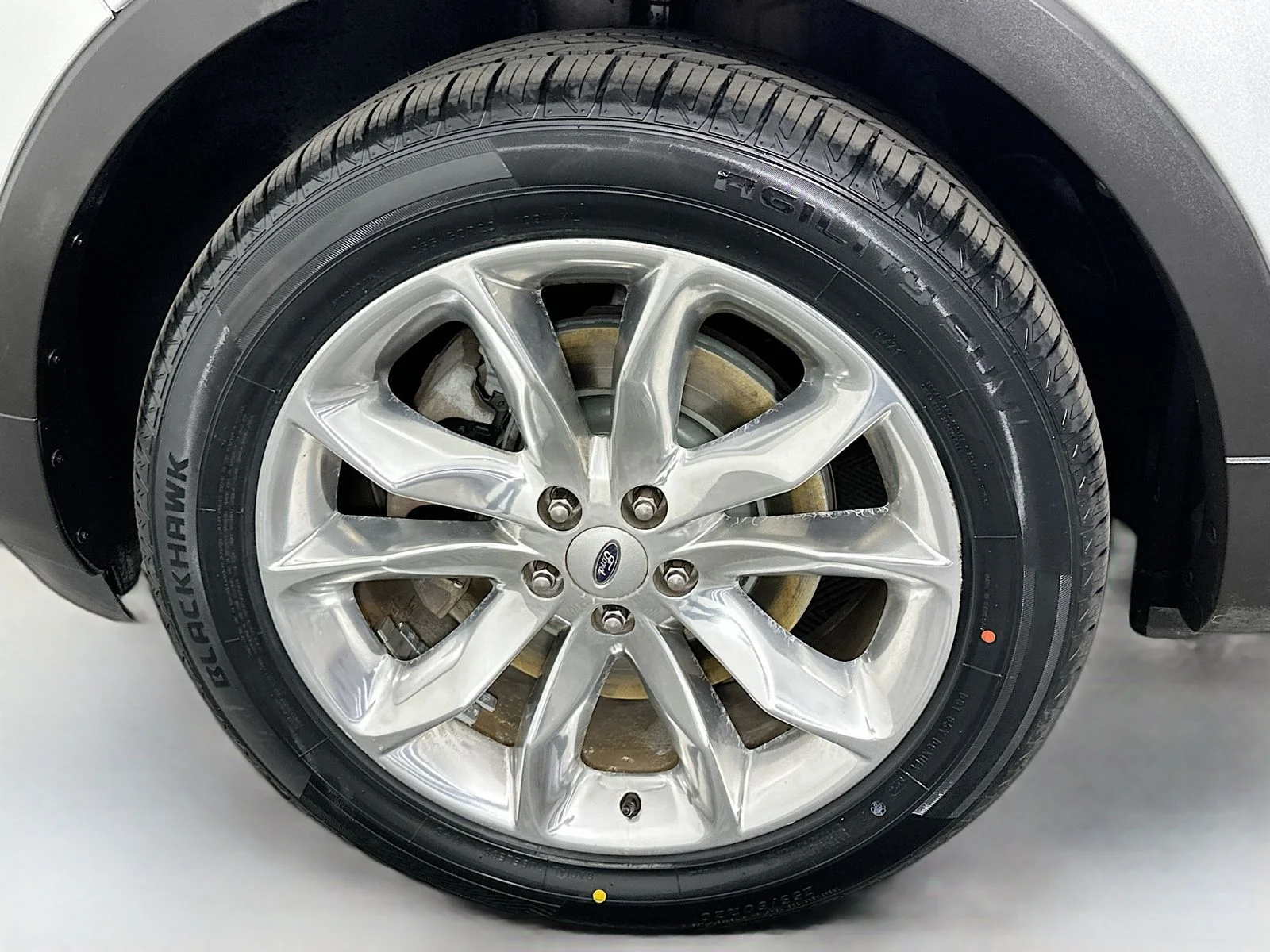 Used 2014 Ingot Silver Ford Limited image 32