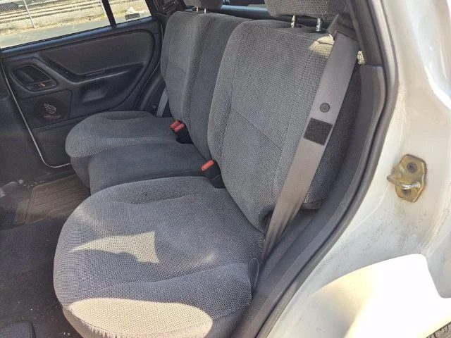 Used 1999 White Jeep Laredo image 12