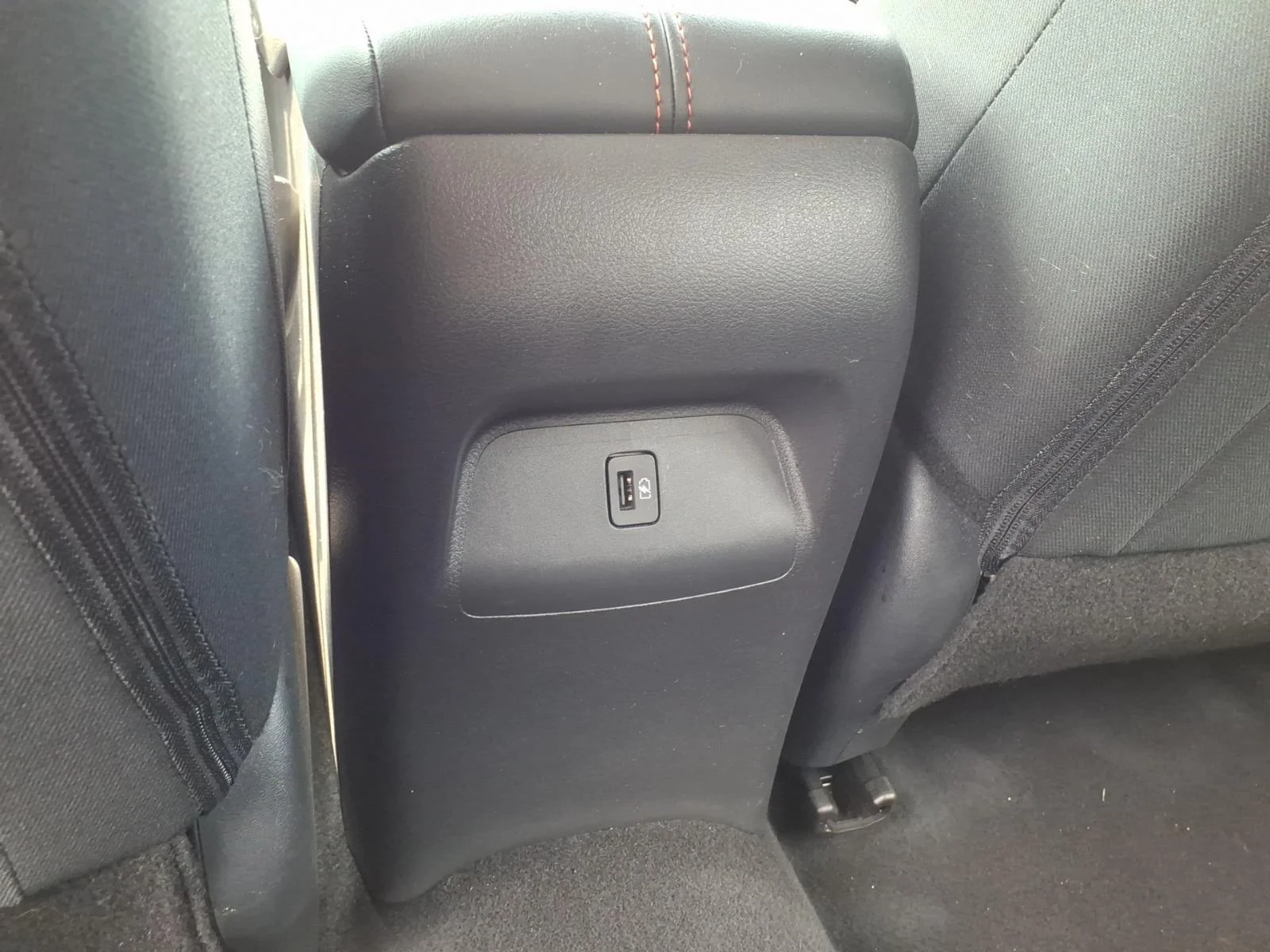 Used 2025 Electric Blue Metallic Nissan SR image 19