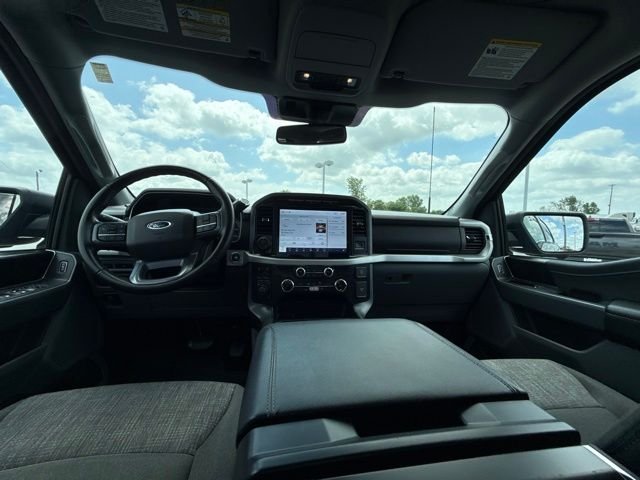 Used 2023 Gray Ford XLT image 31