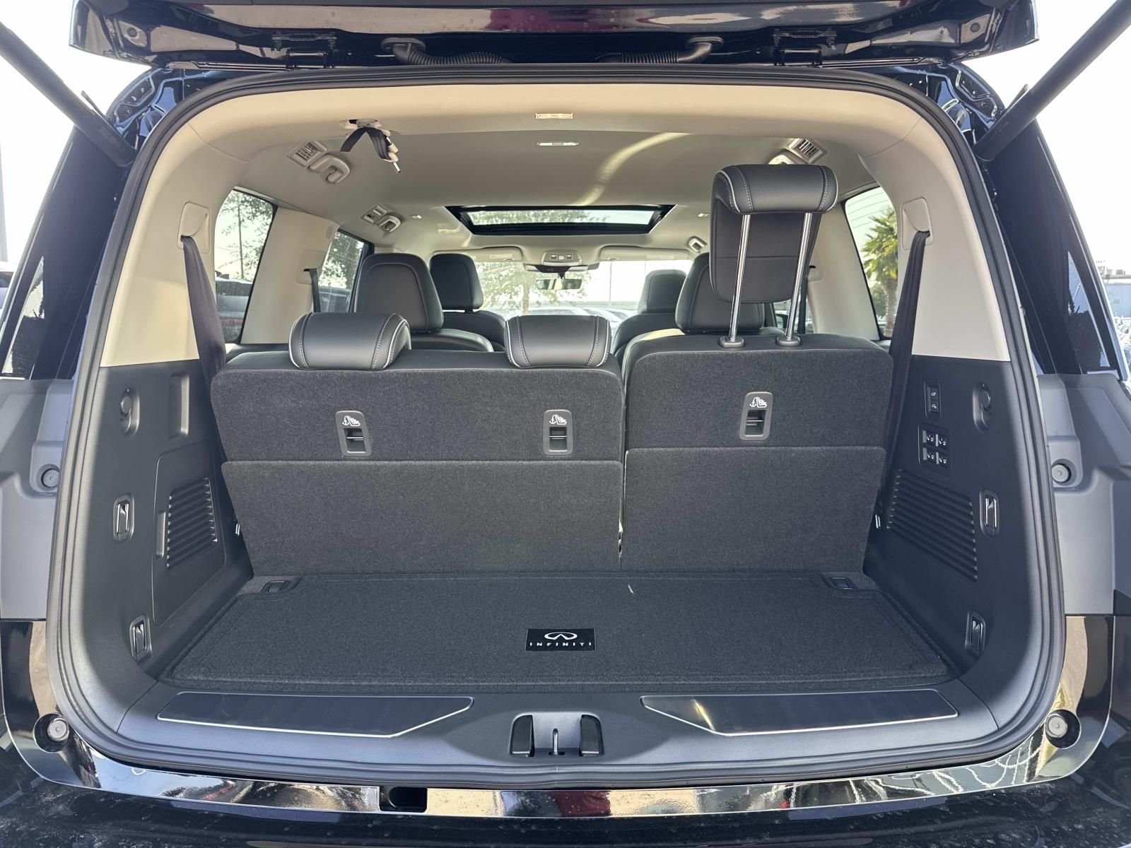 New 2026 BLACK OBSIDIAN INFINITI Luxe 4WD image 7
