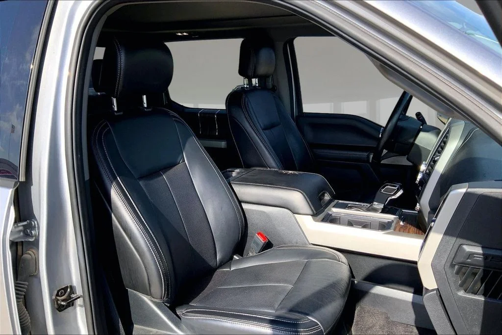 Used 2020 Silver Metallic Ford Lariat image 7
