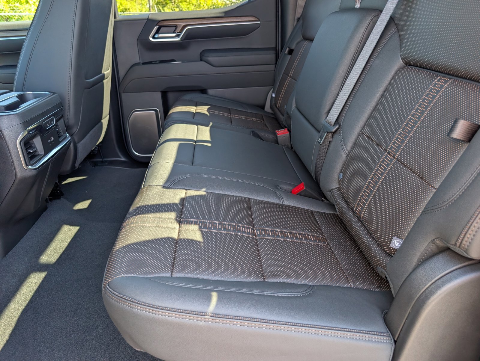 2026 Chevrolet Silverado 1500 High Country - Photo 9
