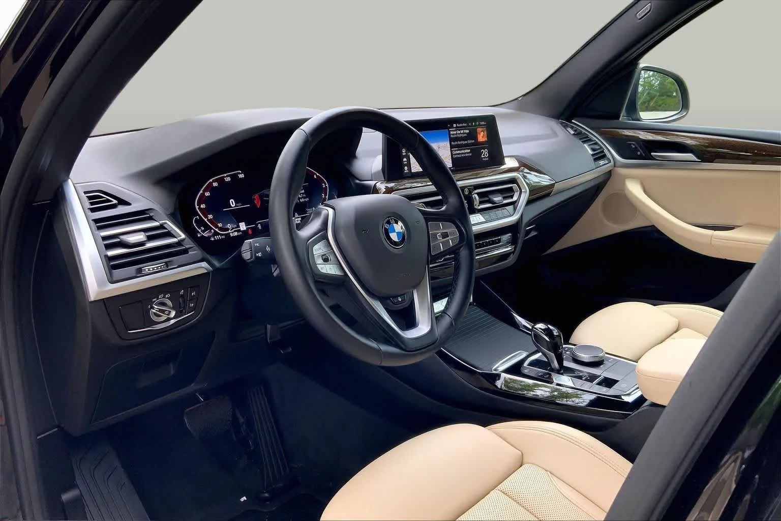 Used 2023 Black Sapphire Metallic BMW xDrive30i image 17