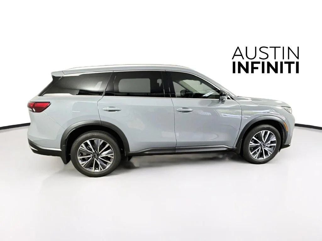 Certified Used 2027 Gray INFINITI LUXE image 11