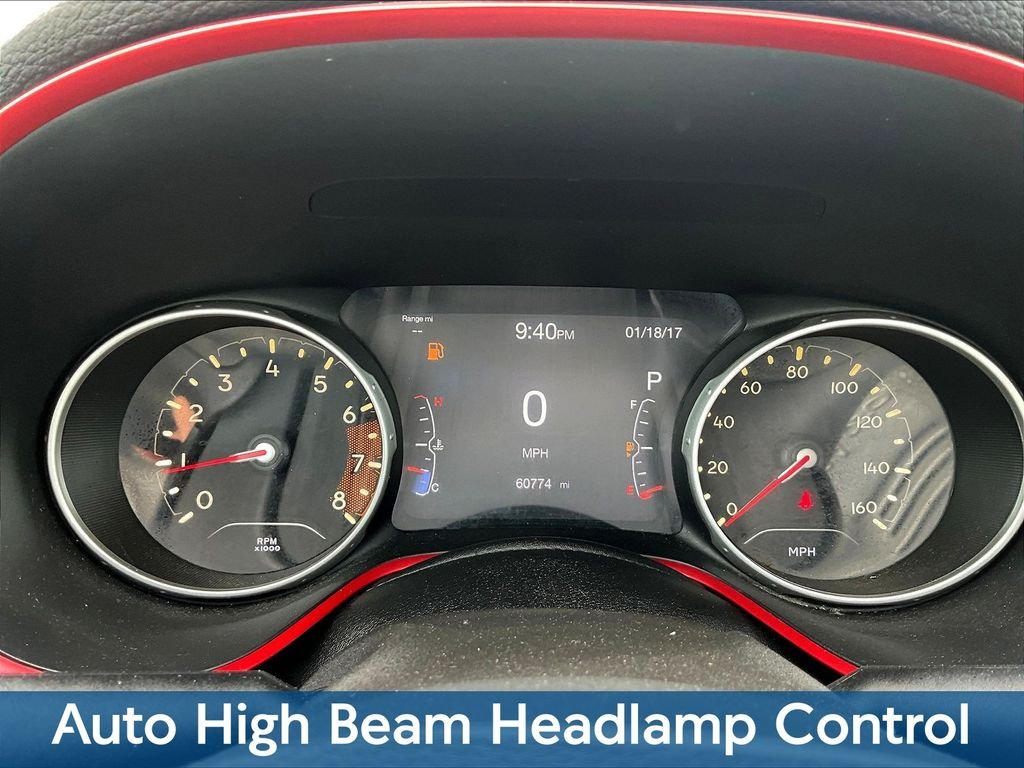 Used 2018 White Jeep Trailhawk image 17