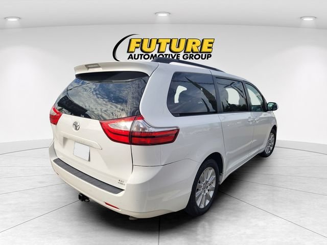 Used 2016 White Toyota LE image 3