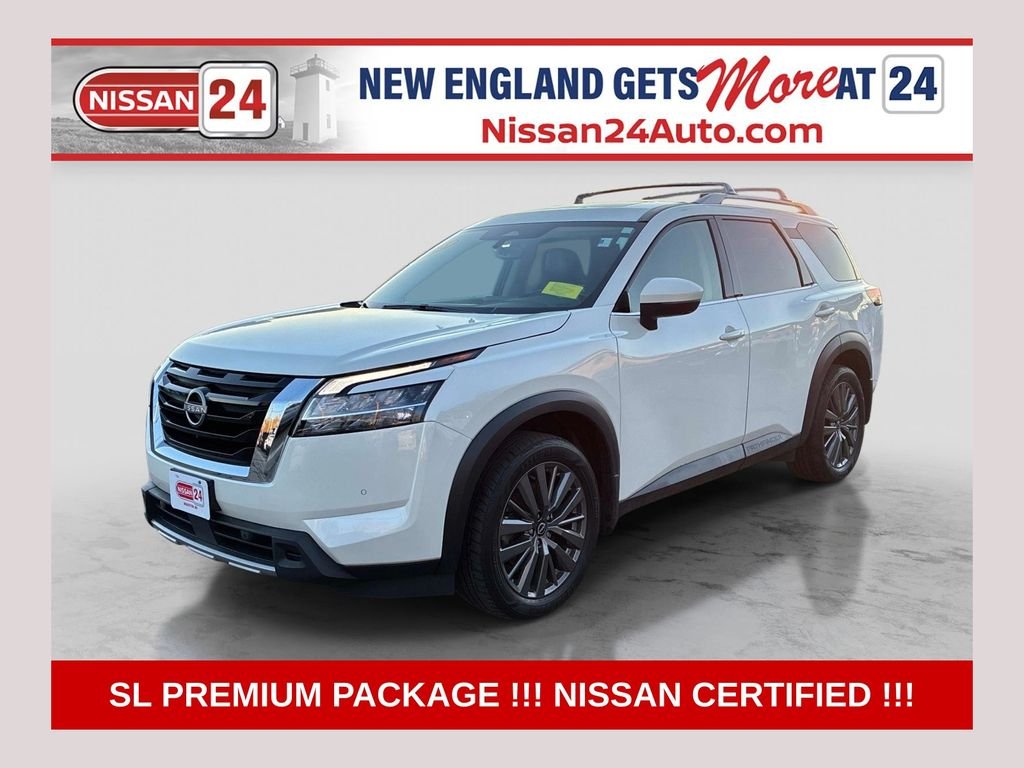 Used 2023 White Nissan SL image 1