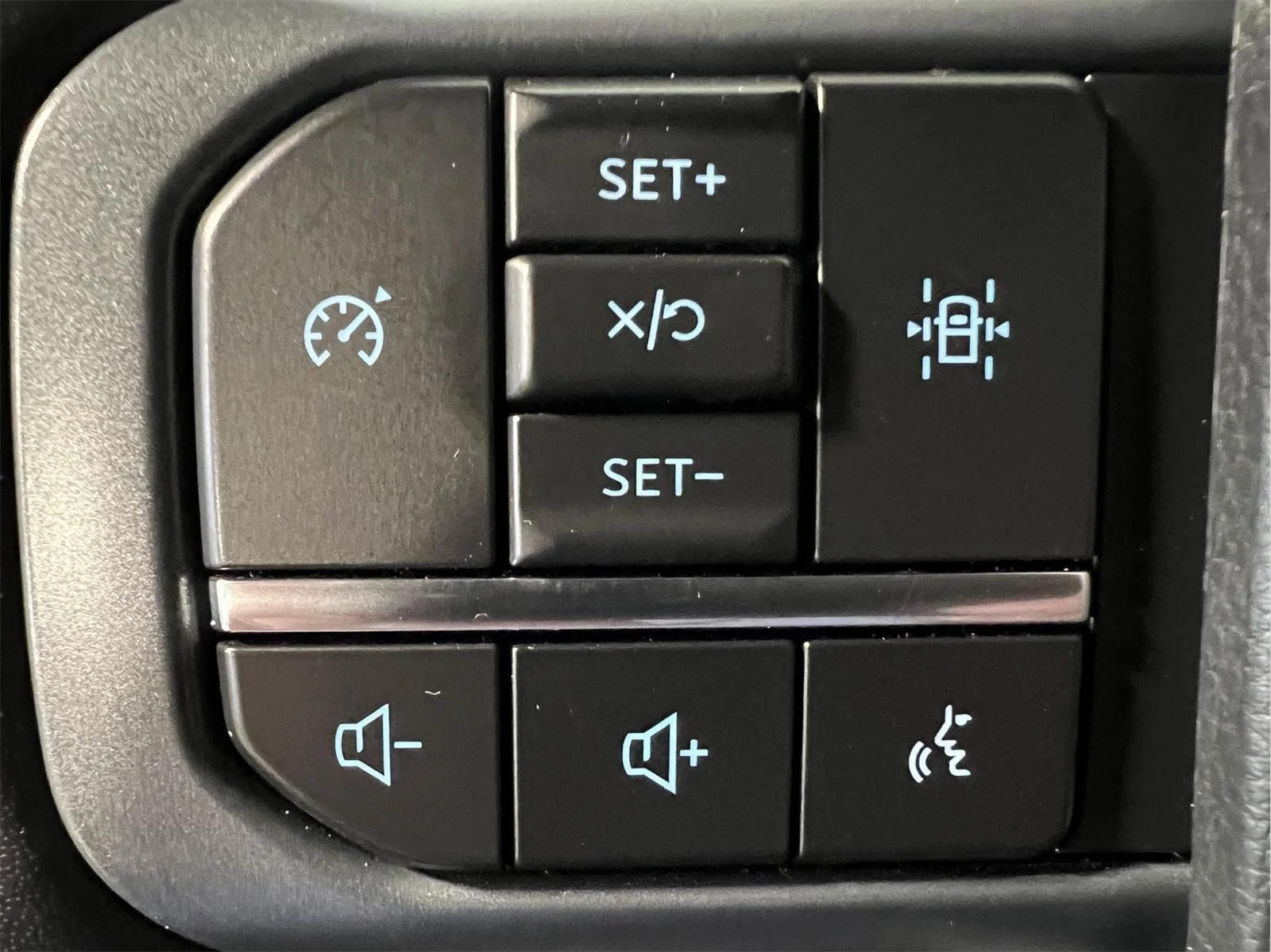Used 2023 Carbonized Gray Ford LARIAT image 20