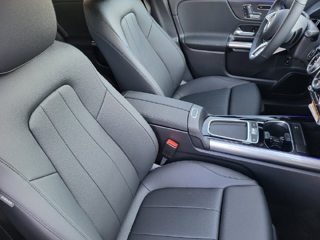 New 2026 Night Black Mercedes-Benz GLA 250 image 16