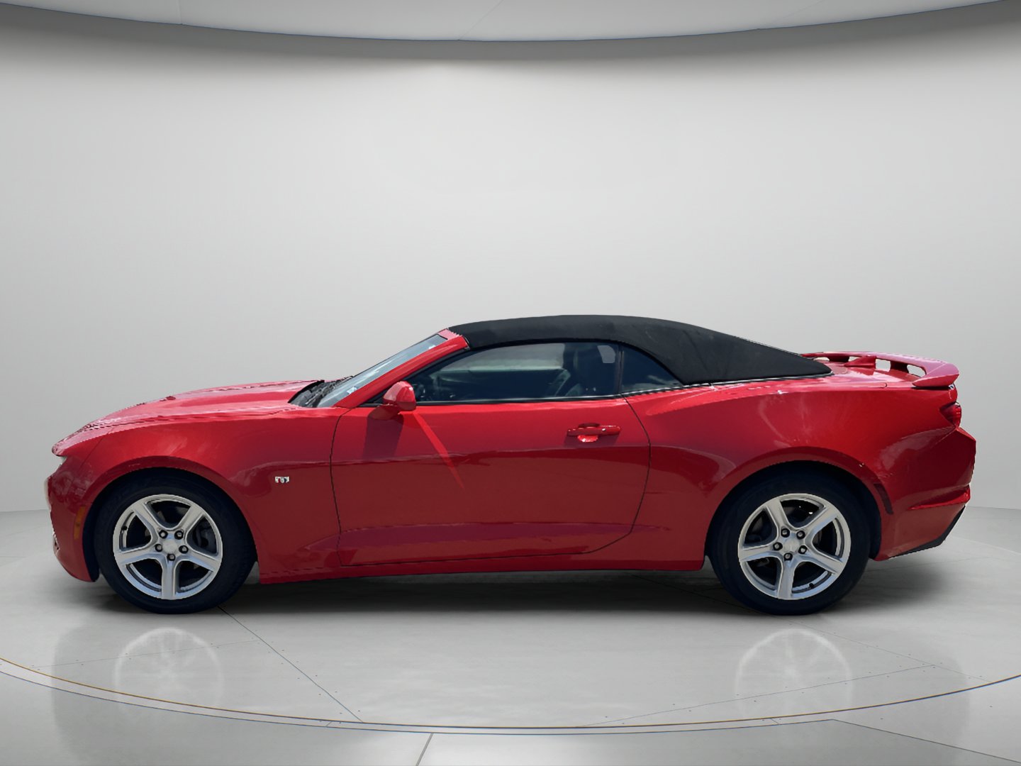 Used 2019 Red Hot Chevrolet 1LT image 4