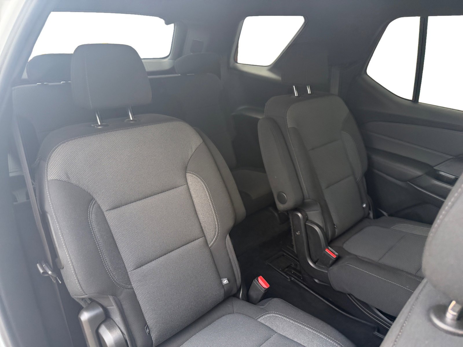 Used 2022 Summit White Chevrolet LT Cloth image 34