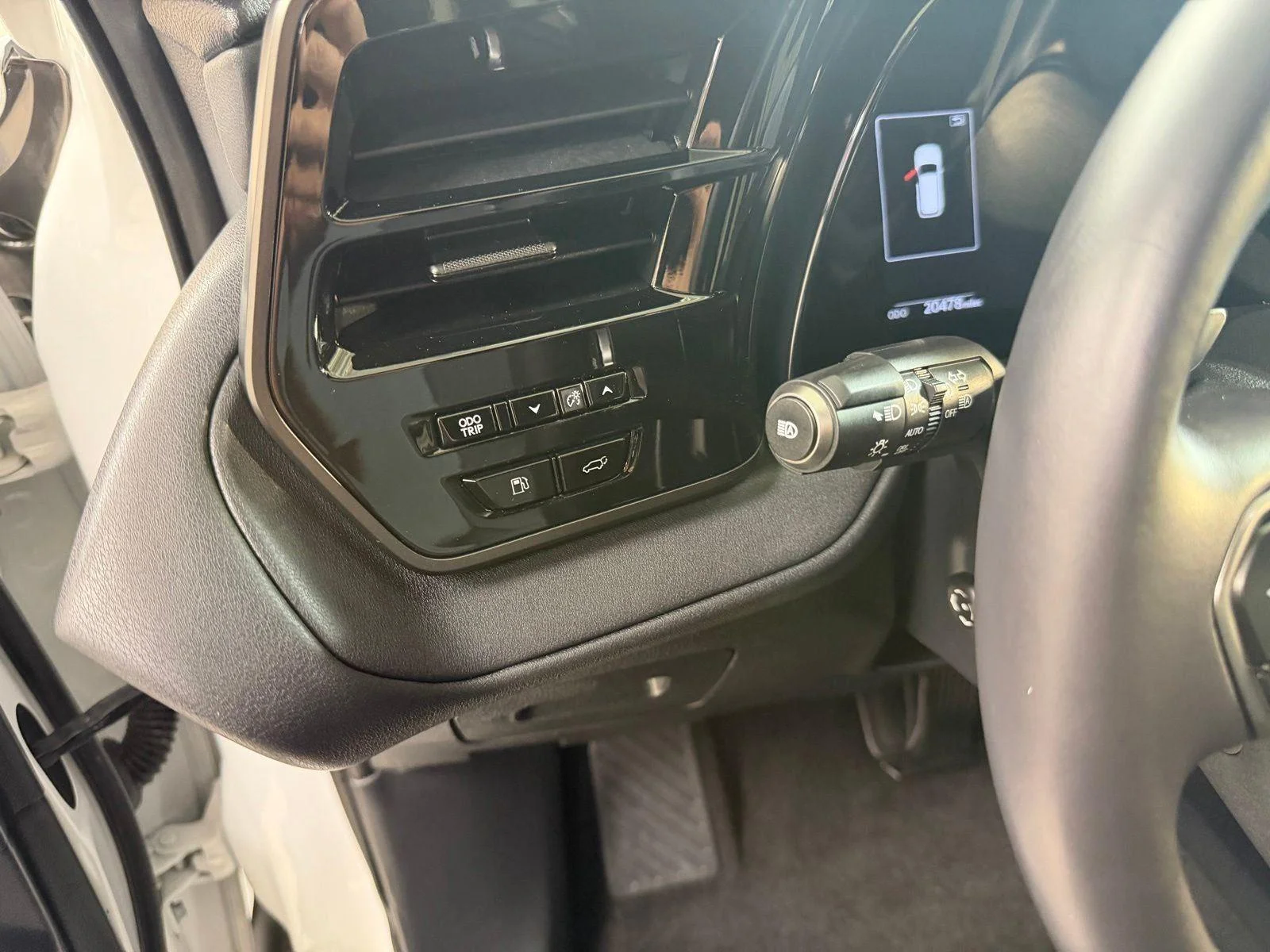 Used 2024 Wind Chill Pearl Lexus TX 350 image 28