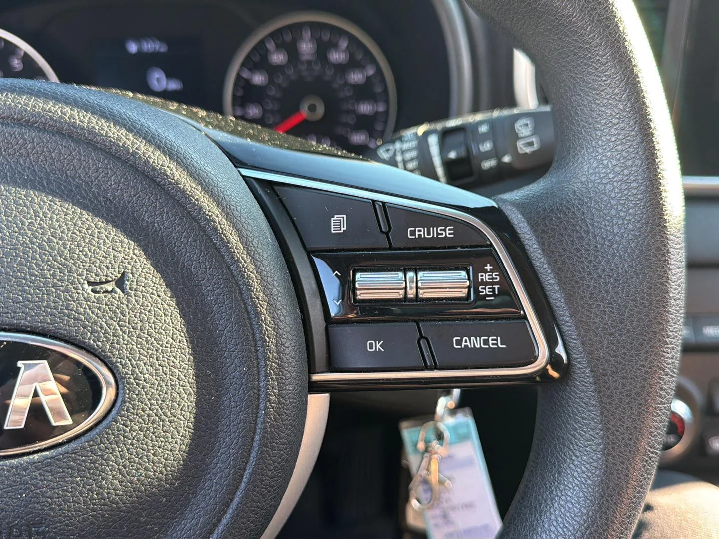 Used 2021 Sparkling Silver Kia LX image 13