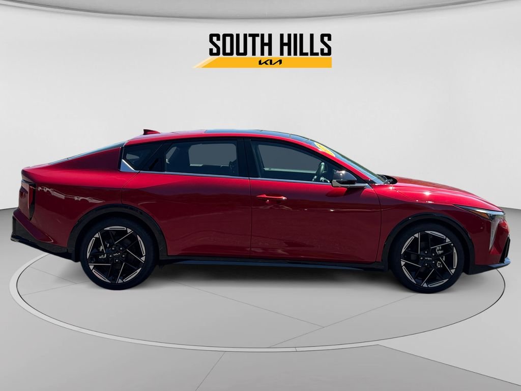 2025 Kia K4 GT-Line - Photo 6