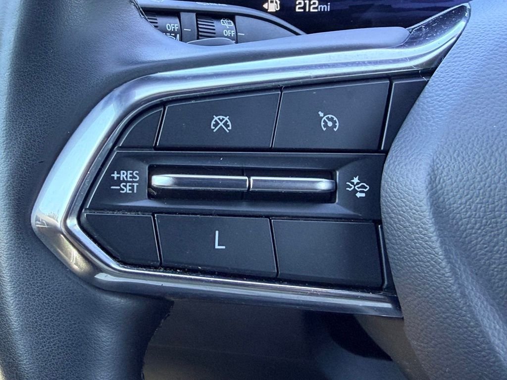 Used 2025 Black Chevrolet LT image 24