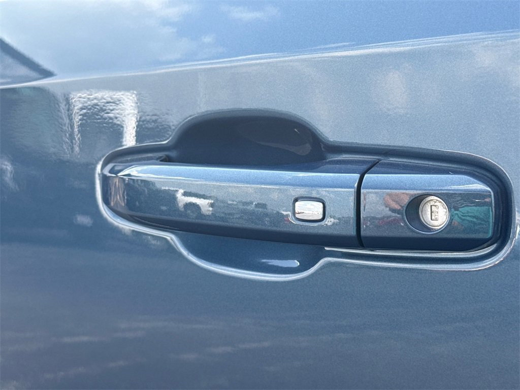 2026 GMC SIERRA - Image 12