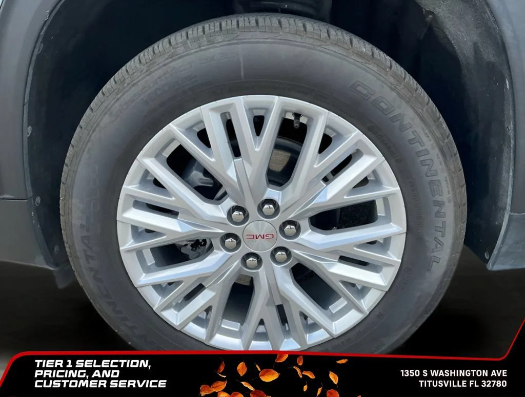 New 2026 Sterling Metallic GMC Elevation image 25