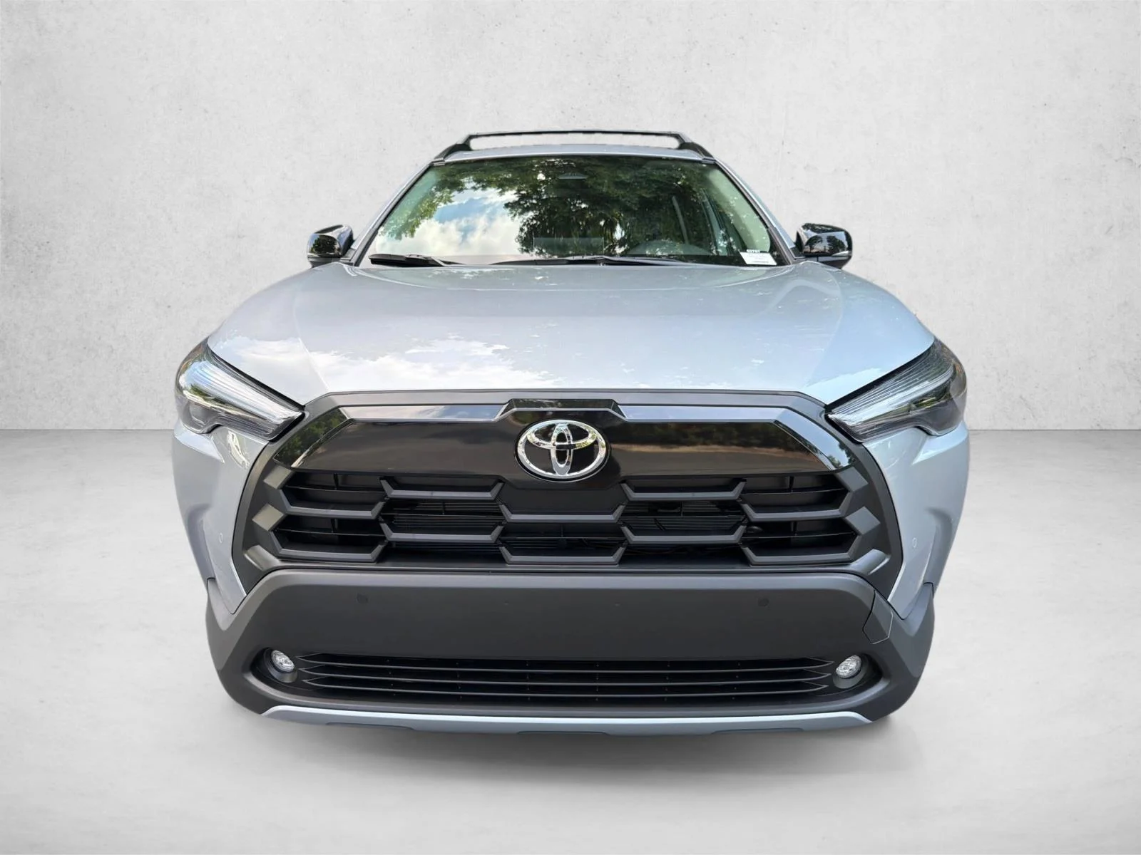 New 2026 Sonic Silver Toyota XLE image 8