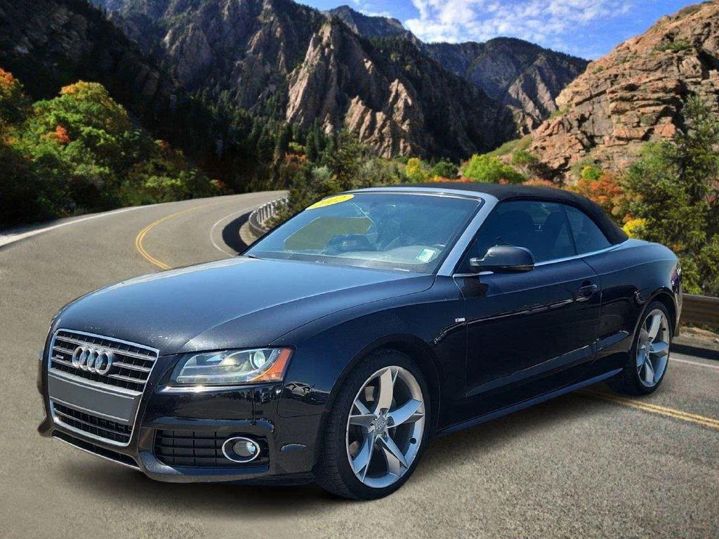 Used 2012 Phantom Black Pearl Effect/Black Roof Audi 2.0T Prestige image 5