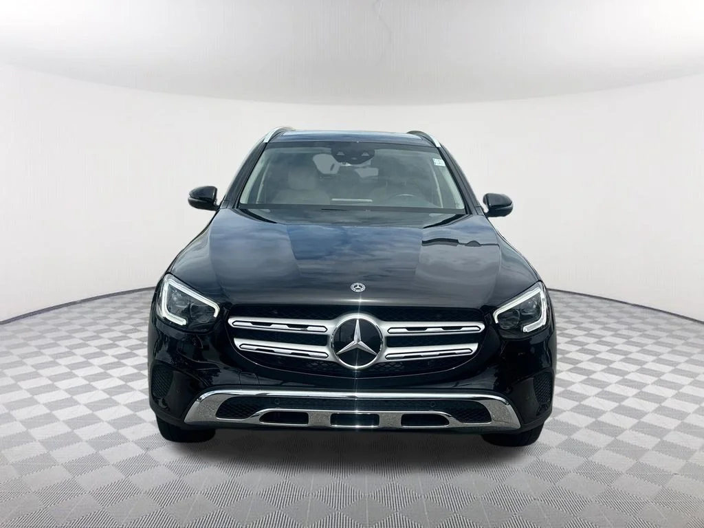 Used 2020  Mercedes-Benz GLC 300 image 2