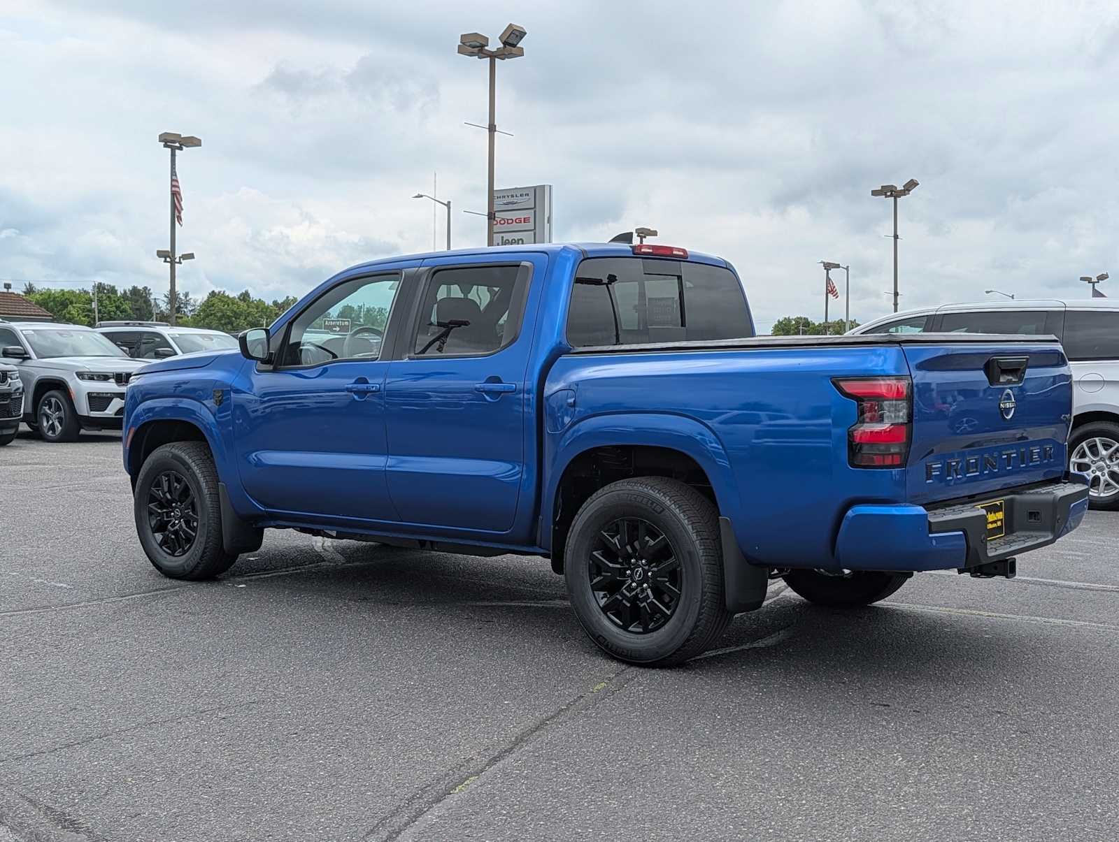 New 2026 Bluestone Pearl Nissan Crew Cab SV image 5