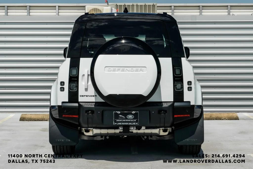New 2026 Fuji White Land Rover X-Dynamic SE image 13