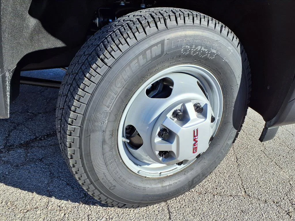 2026 GMC Sierra 3500HD Pro - Photo 25